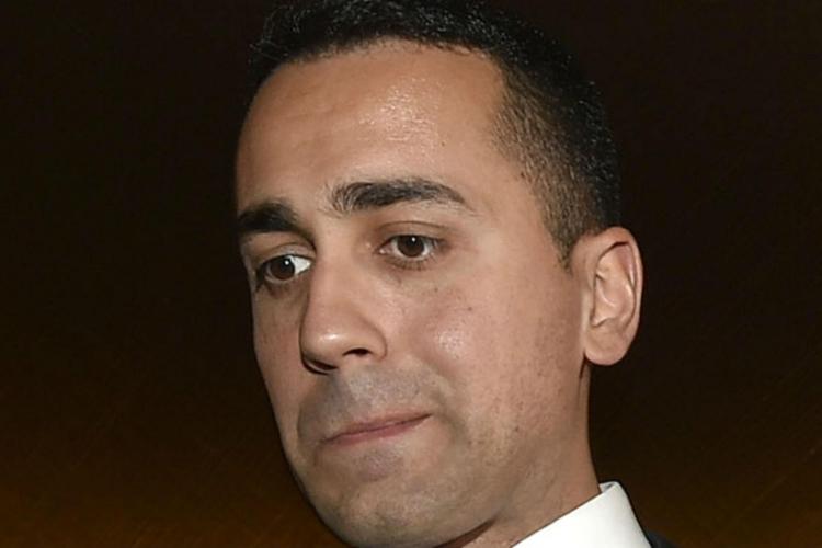 Scissione 5 Stelle, Prof di Di Maio: "Per Luigi momento difficile"