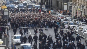 Scontri Napoli, Piantedosi: "Frange tifosi sempre più violente preoccupano"