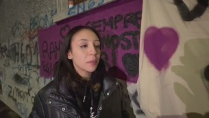 Scontri per la morte di Ramy a Milano, la fidanzata: "Non va ricordato con bottigliate e urla" - Video