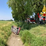 Scontro tra auto e ambulanza nel Lodigiano, 8 feriti: grave un bambino
