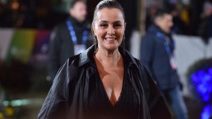 Scudetto Napoli, Roberta Capua pronta a spogliarello: "Ma solo se lo fa Marisa Laurito"