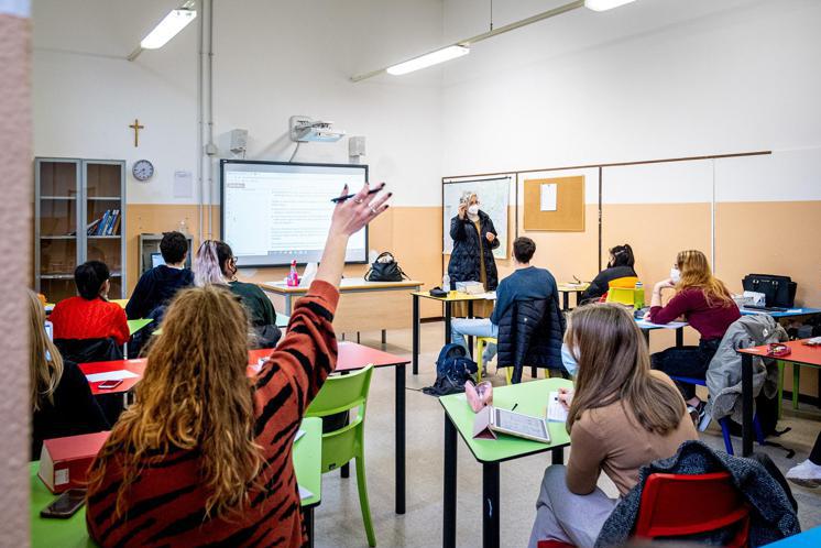 Scuola, Bianchi: "Obbligo vaccinale studenti? Useremo strumenti se c'è rischio"
