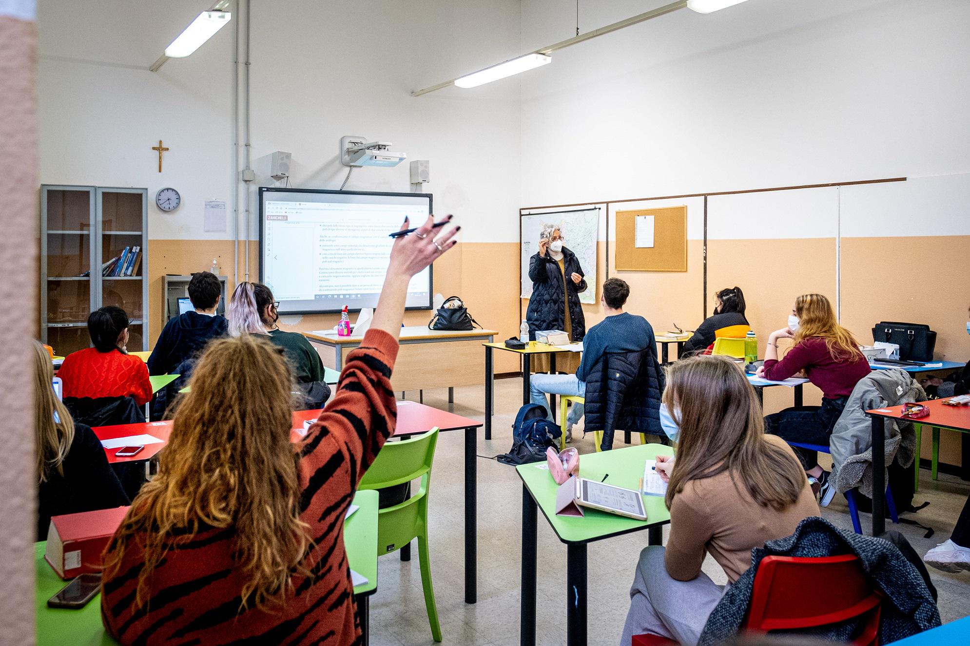 Scuola, Bianchi: "Su Maturità decido subito, poi voglio tutti in classe"