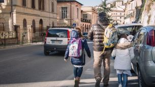 Scuola, il ministro: "Direzione di marcia è presenza al 100%"