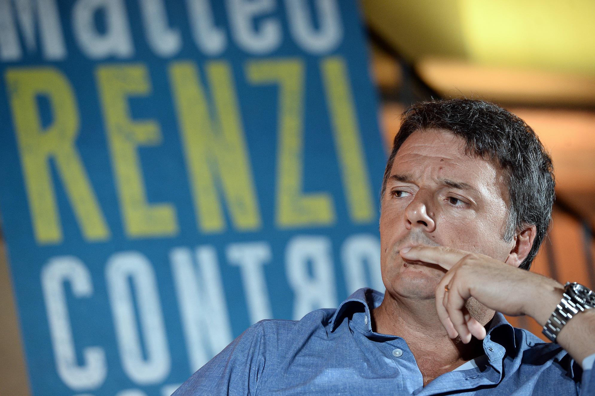 Scuola, Renzi: "Sì a obbligo vaccini per docenti"