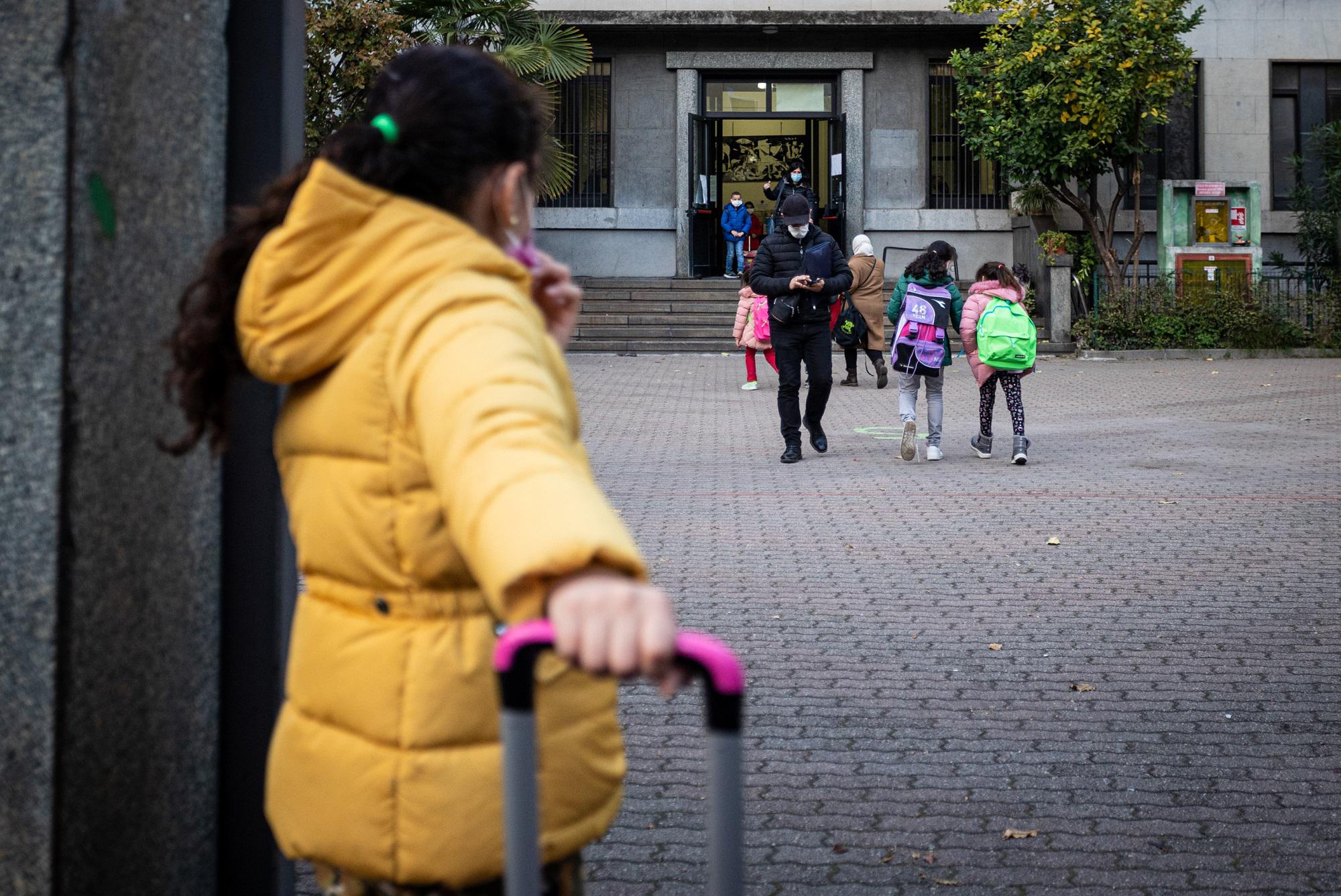 Scuola, studentessa liceo Roma: "Io figlia di no vax e non vaccinata privata dell'adolescenza"