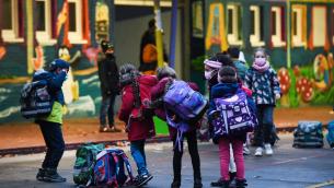 Scuola tra dad e quarantena, Super green pass al lavoro: cosa cambia