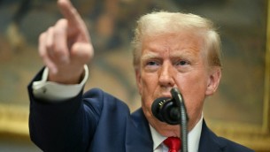 "Sei licenziato", Trump caccia i funzionari che hanno indagato su di lui