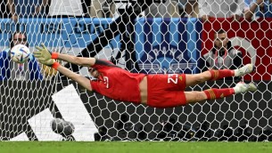 Semifinale Argentina-Croazia: Martinez-Livakovic, sfida tra portieri pararigori
