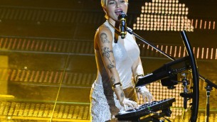 Serena Brancale a Verissimo: "Mamma è il mio angelo, mi ha trasmesso la passione per la musica"