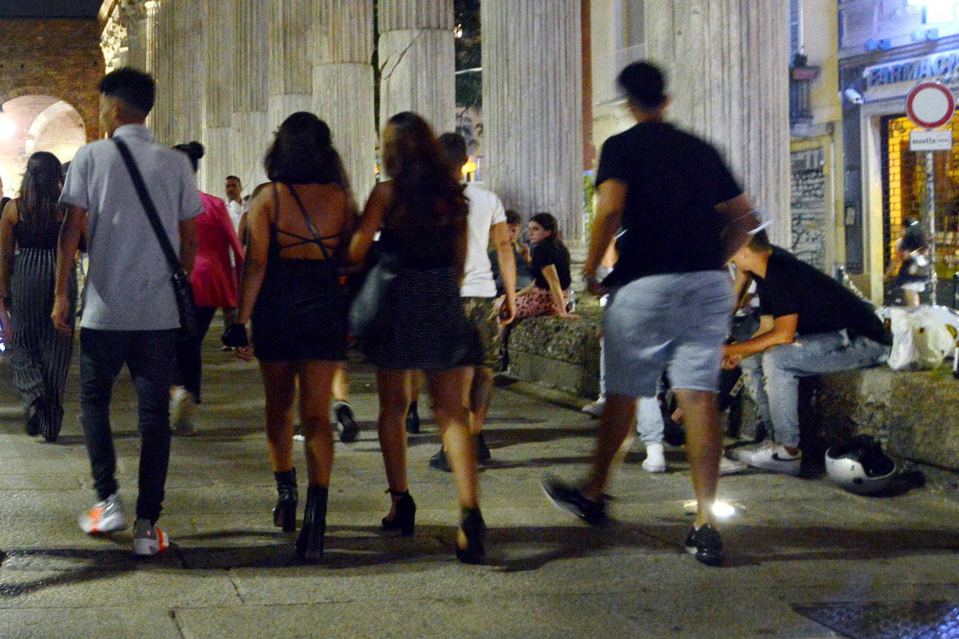 Sesso, sempre più giovani fanno 'flop': stili di vita e ormoni sotto accusa