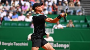 Sinner batte Struff 6-4, 6-2: Jannik ai quarti di finale di Montecarlo