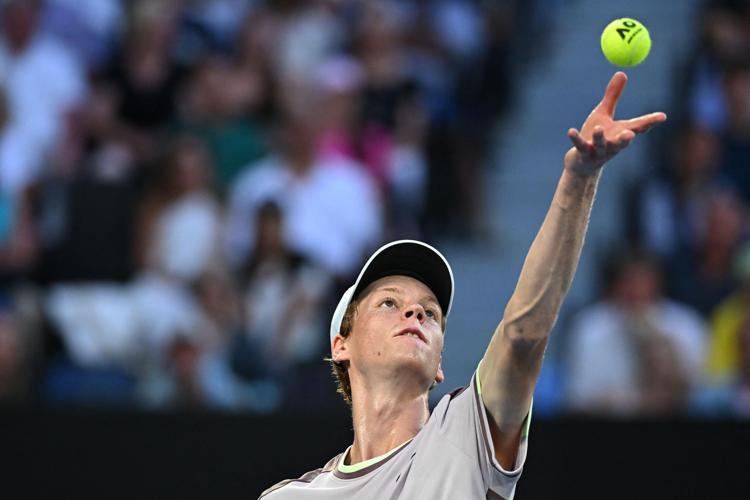 Sinner torna e vince, supera primo turno Atp Rotterdam