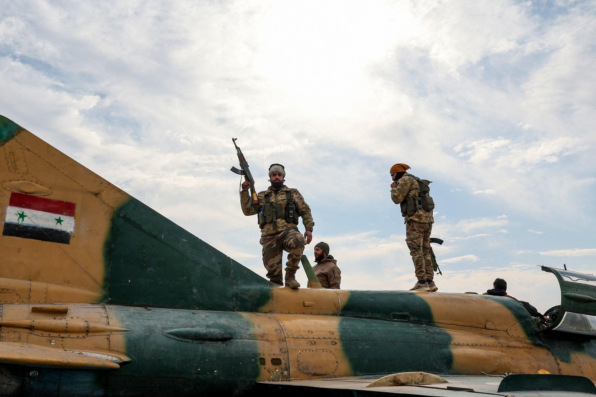 Siria, attivista gruppo Raqqa: "Non mi fido di al-Jawlani, possibile ritorno Is"