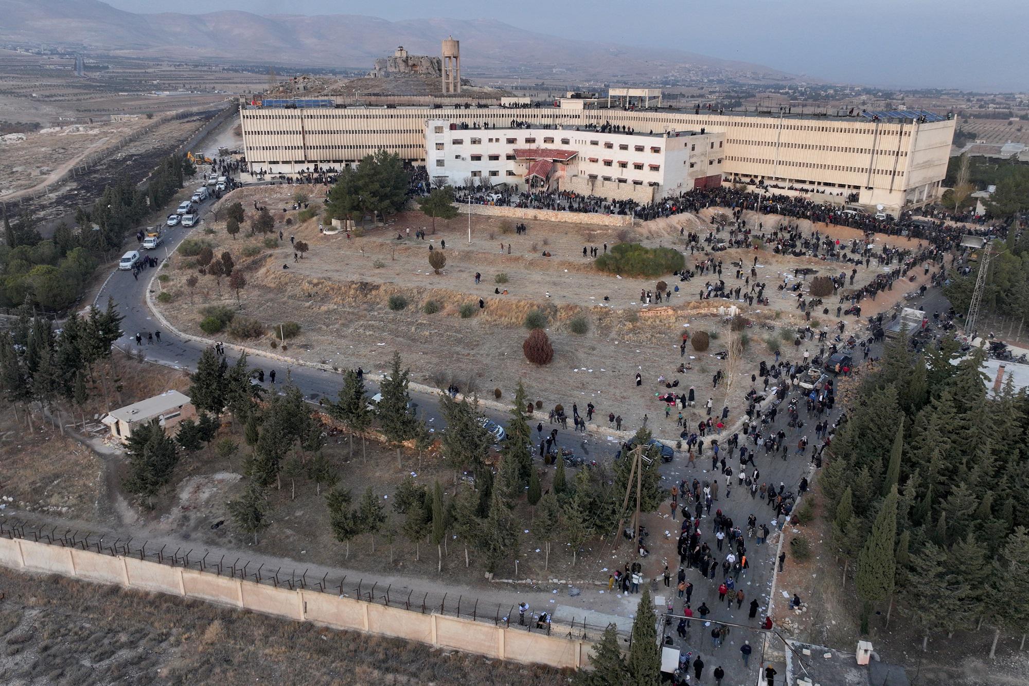 Siria, finite le ricerche a Sednaya: nel carcere 'mattatoio' di Assad non c'è più nessuno