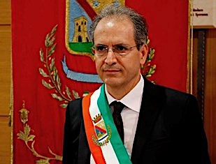 site_640_480_limit_sindaco_mascaro1
