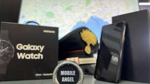 Smartwatch antiviolenza, cos'è: il primo al polso di una donna a Napoli