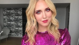 Social contro Ferragni per selfie seminuda, lei: "Faccio incazz..