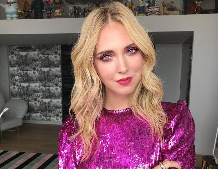 Social contro Ferragni per selfie seminuda, lei: "Faccio incazz..