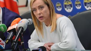 Sondaggi politici, Fratelli d'Italia primo partito davanti a Pd e Lega