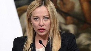 Sondaggi politici, Fratelli d'Italia sopra il 30%: Pd e M5S su