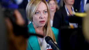 Sondaggi politici, Meloni al top nel governo e Fratelli d'Italia al 30%