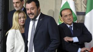 Sondaggio politico, elezioni 2022: centrodestra avanti di 16 punti