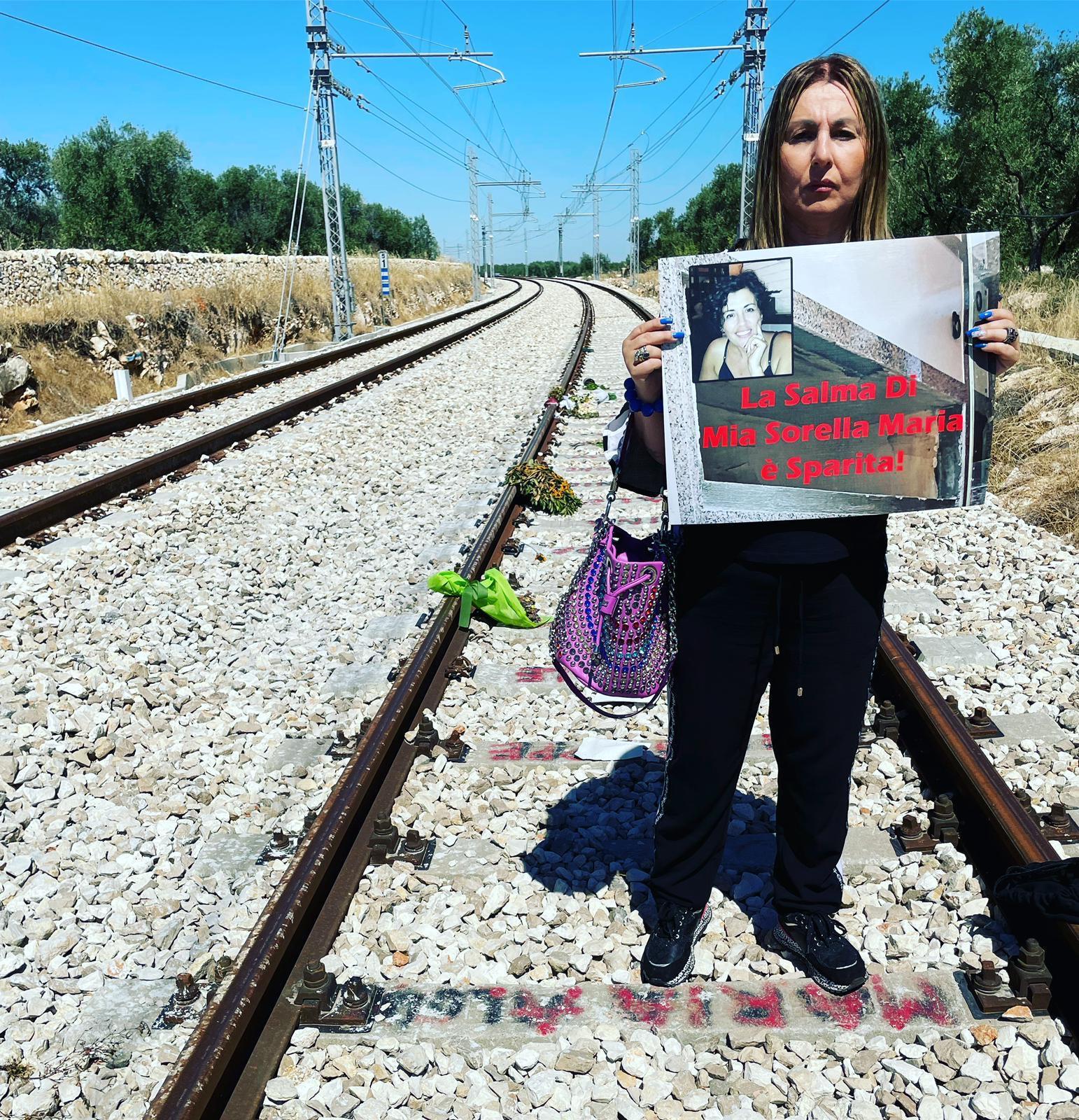Sorella vittima di scontro ferroviario Andria: ''23 persone giustiziate da sentenza vergognosa''