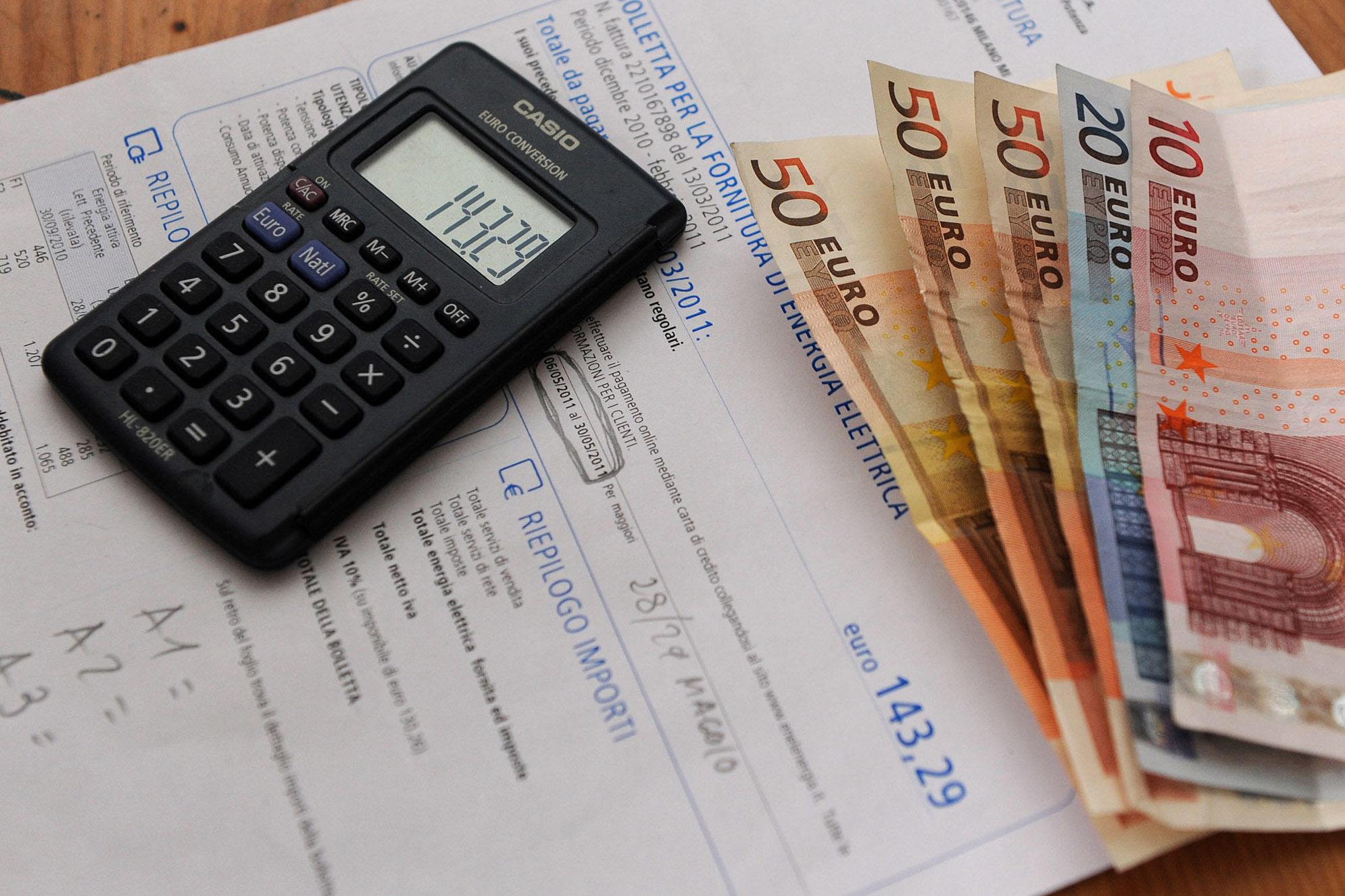 Sostariffe, su liberalizzazione mercato luce e gas per aziende i costi medi e consigli