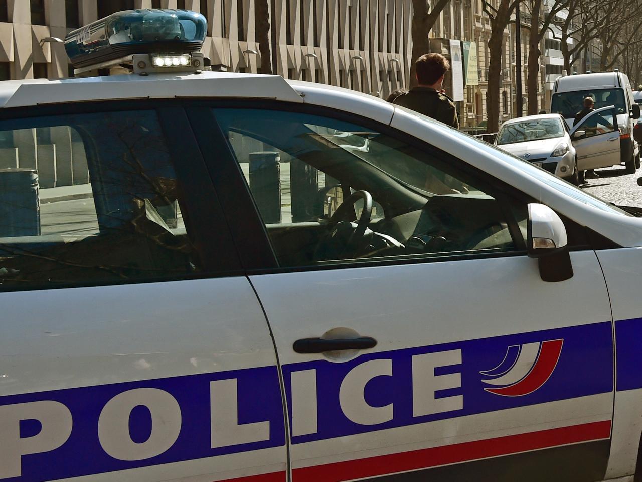 Sparatoria in strada a Parigi, diversi feriti: fermato un uomo