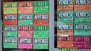 Sparisce stop vendita e affitto case 'sprecone', Ue ci ripensa