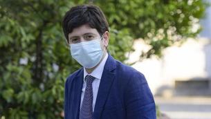 Speranza: "Curva risale, prossime settimane non facili"