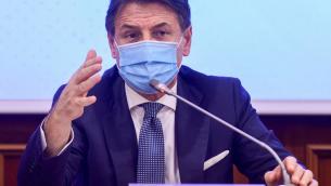 Spese militari, Conte: "Non vogliamo crisi, noi forza responsabile"