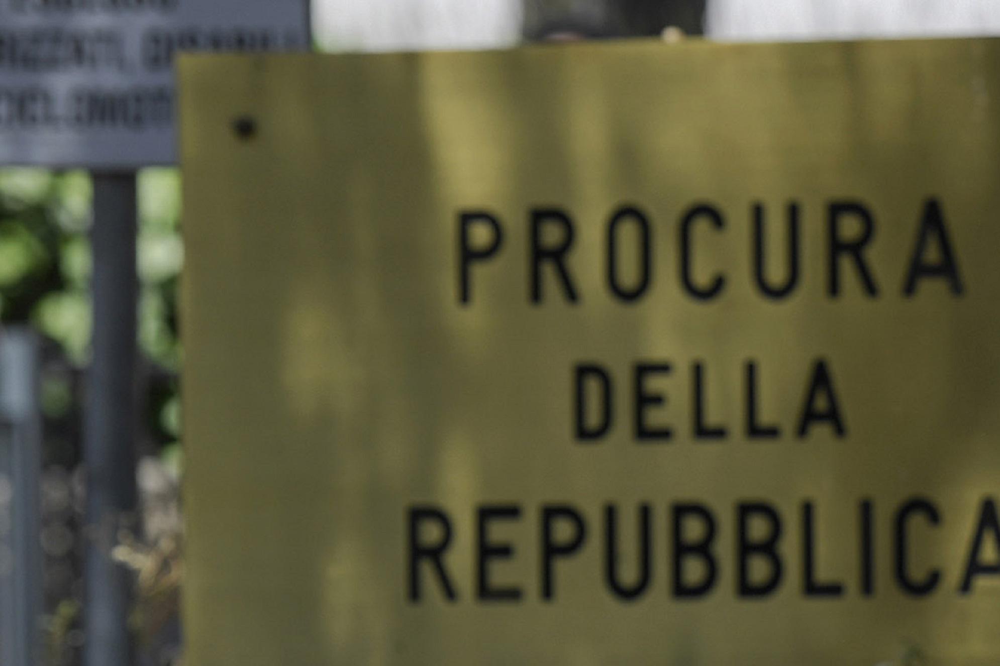 Spionaggio, Biot non risponde al gip: "Frastornato, chiarirò"