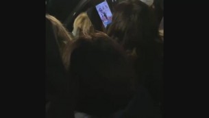 Stefano De Martino, successo al Brancaccio e bagno di folla - Video