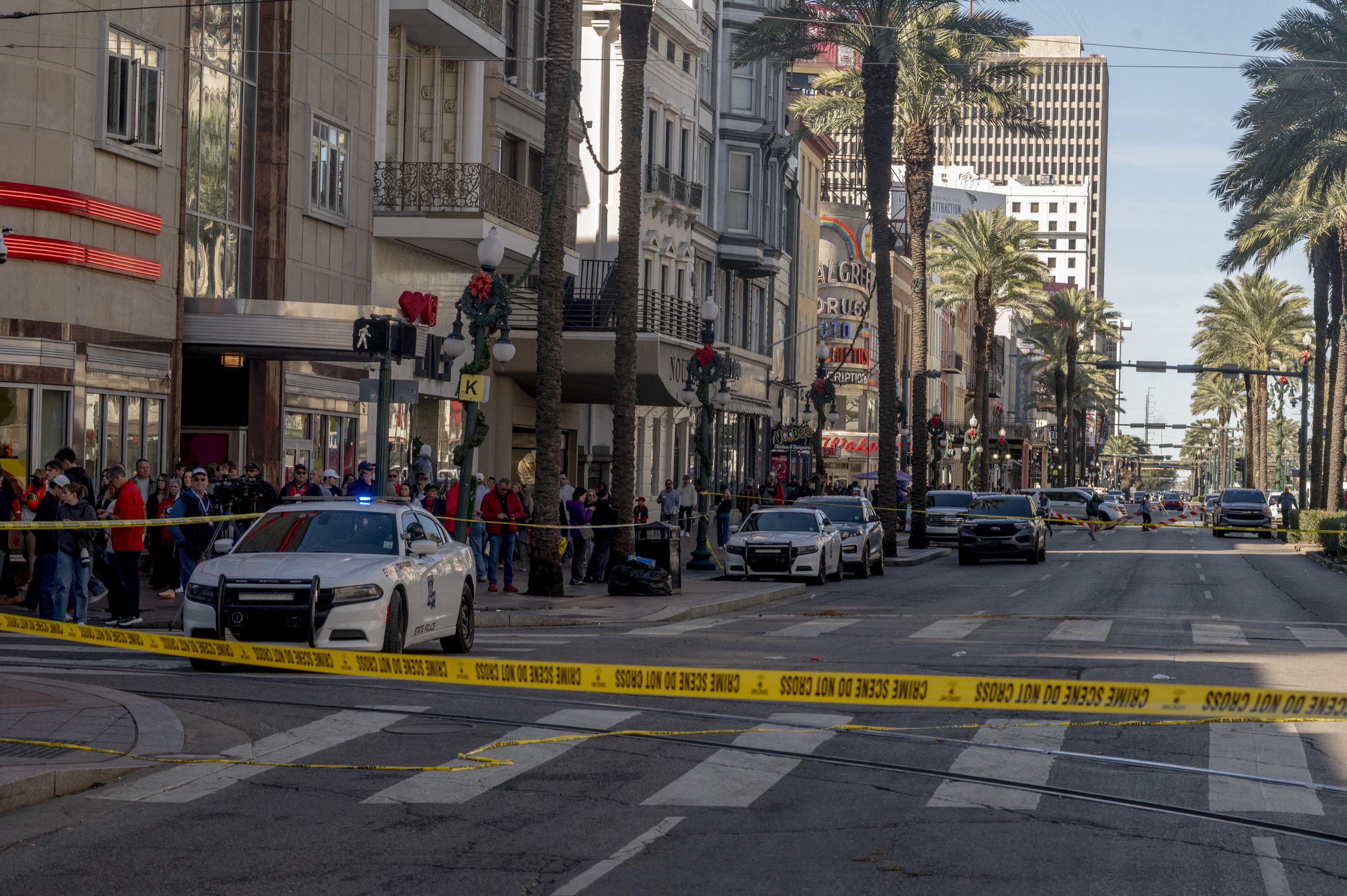 Strage New Orleans, auto su folla