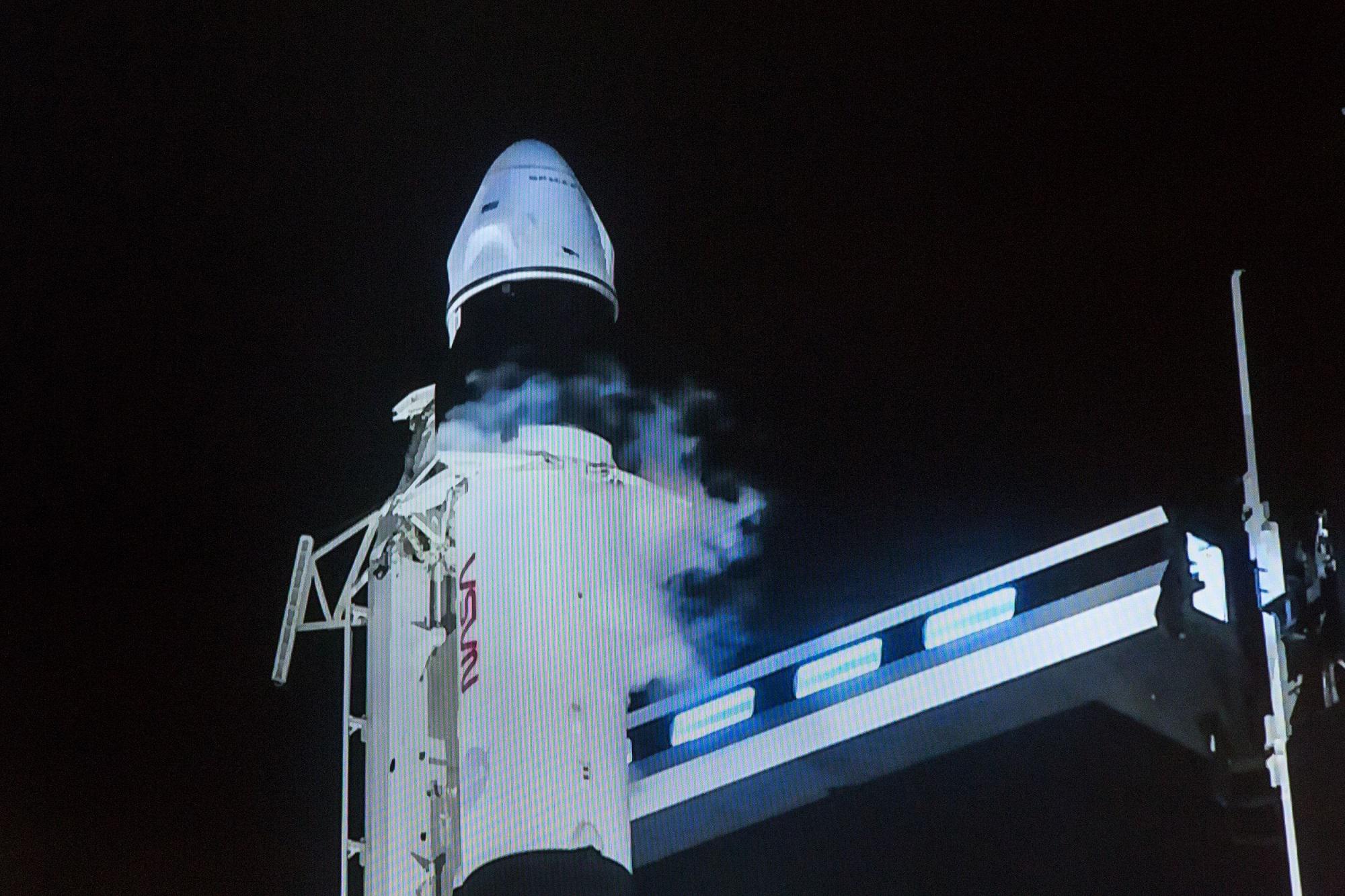 Successo per lancio Space X, 4 astronauti in volo verso Iss