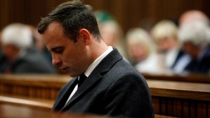 Sudafrica, Oscar Pistorius resta in carcere