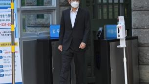 Sudcorea, scarcerato erede impero Samsung condannato per corruzione