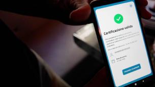Super green pass, Lopalco: "Sì per lavorare, problema non sono vaccinati"