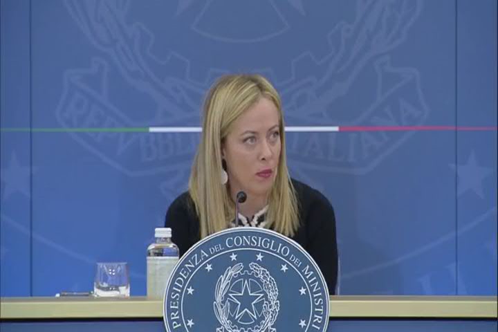 Superbonus 110%, Meloni: "Gratis? Buco di 38 miliardi" - Video