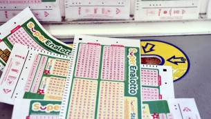 SuperEnalotto, centrato il '6' da record da oltre 371 milioni di euro