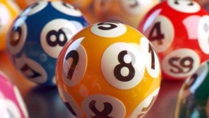 Superenalotto, numeri combinazione vincente oggi 3 maggio