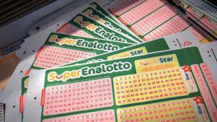SuperEnalotto, numeri estrazione vincente oggi 1 marzo