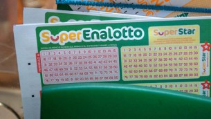 Superenalotto, numeri estrazione vincente oggi 11 febbraio 2023