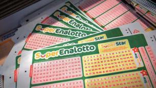 Superenalotto, numeri estrazione vincente oggi 28 maggio