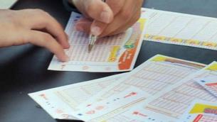 SuperEnalotto, numeri estrazione vincente oggi: 5+1 da 594mila euro