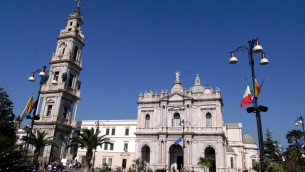 Supplica alla Madonna di Pompei, preghiera del Papa per la pace nel mondo