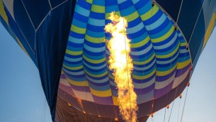 Svizzera, mongolfiera prende fuoco: 7 feriti di cui 3 gravi