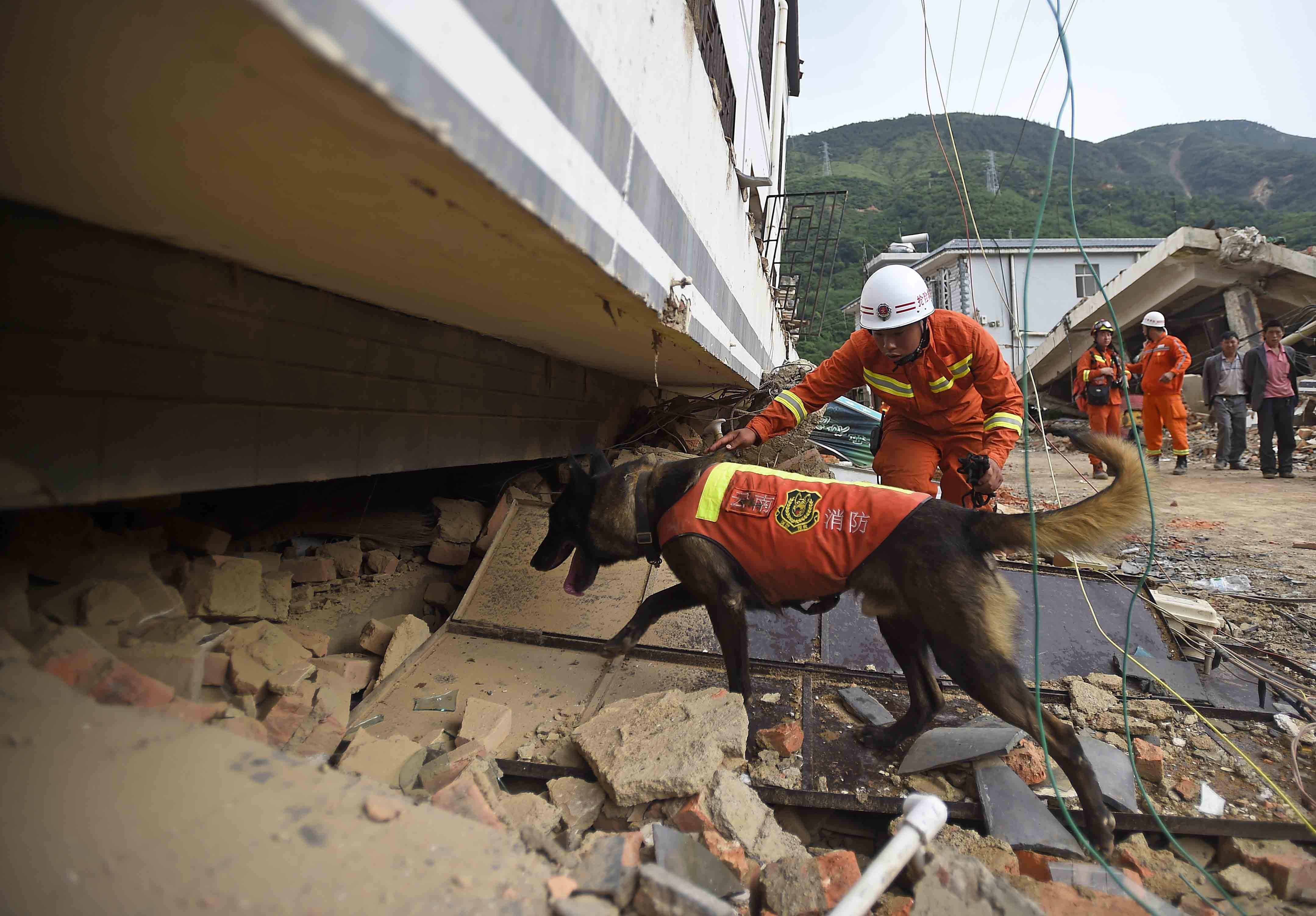 Terremoto in Cina, scossa 6